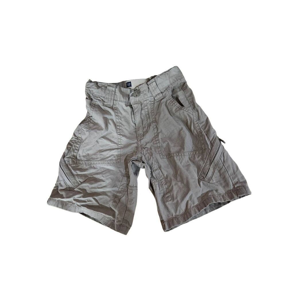 Gap Cargo 4 shorts